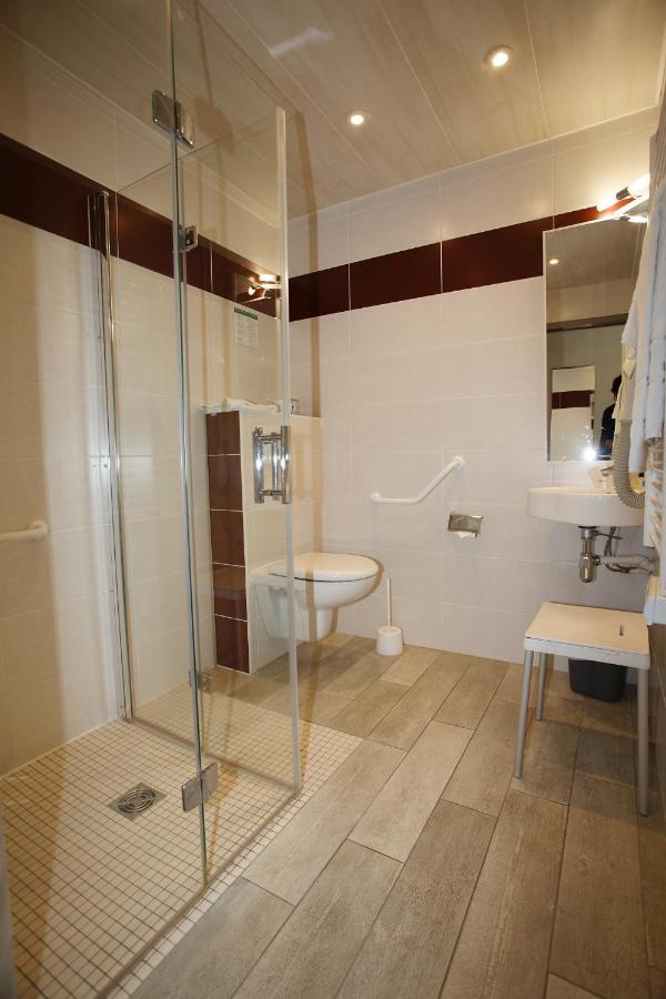 Contact Hotel - Hotel Le Lion D'Or Lamballe Zewnętrze zdjęcie