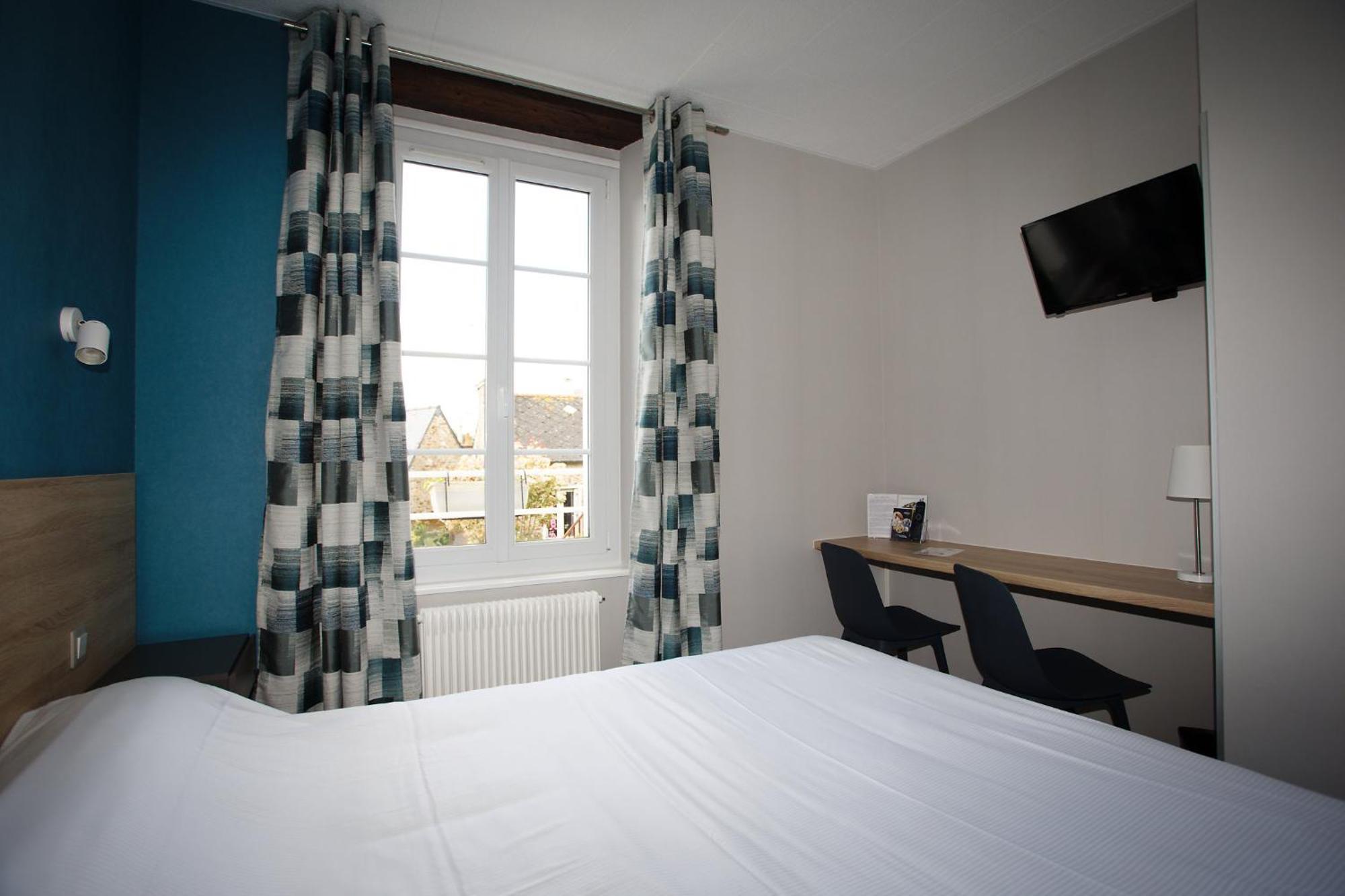 Contact Hotel - Hotel Le Lion D'Or Lamballe Zewnętrze zdjęcie