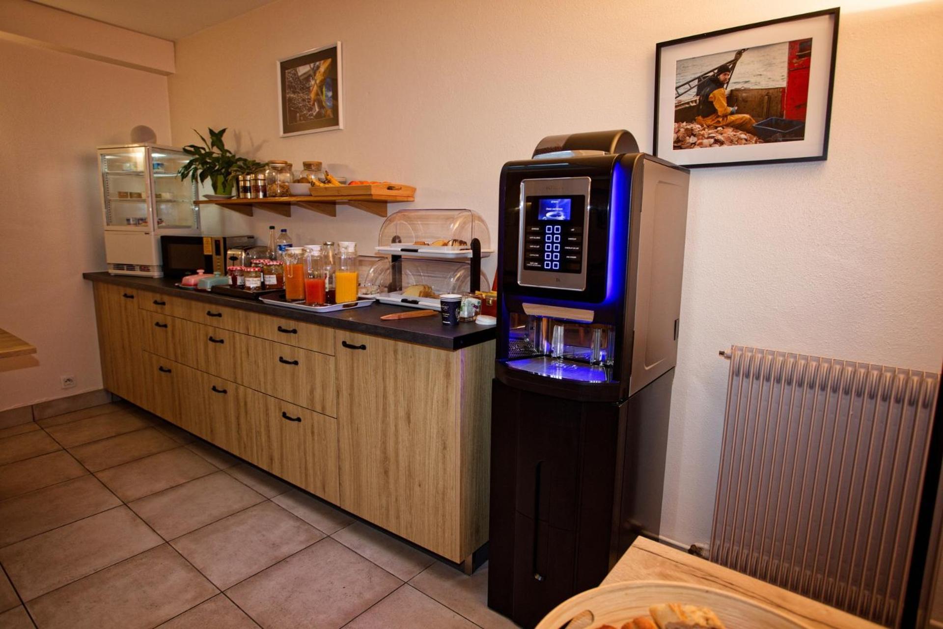 Contact Hotel - Hotel Le Lion D'Or Lamballe Zewnętrze zdjęcie