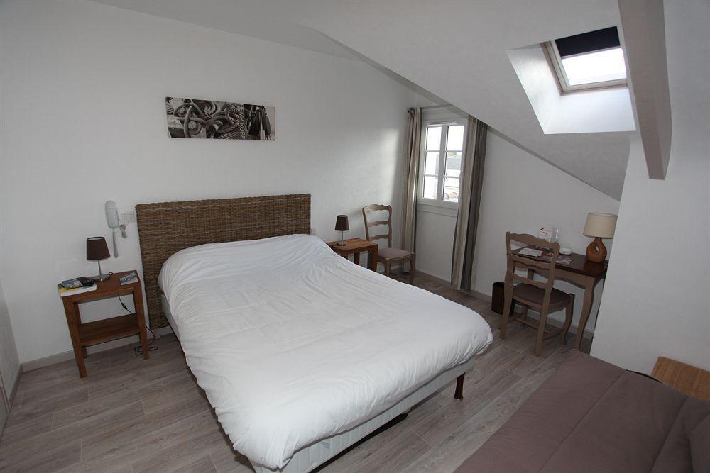 Contact Hotel - Hotel Le Lion D'Or Lamballe Zewnętrze zdjęcie
