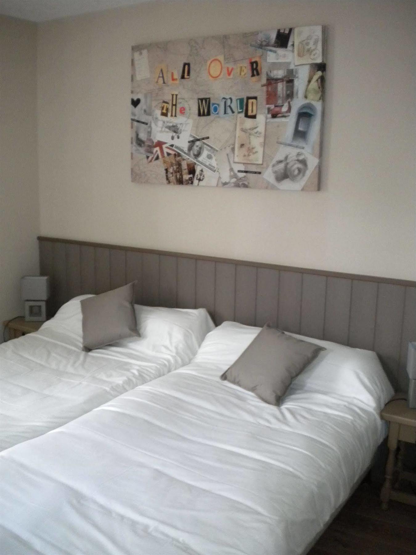 Contact Hotel - Hotel Le Lion D'Or Lamballe Zewnętrze zdjęcie