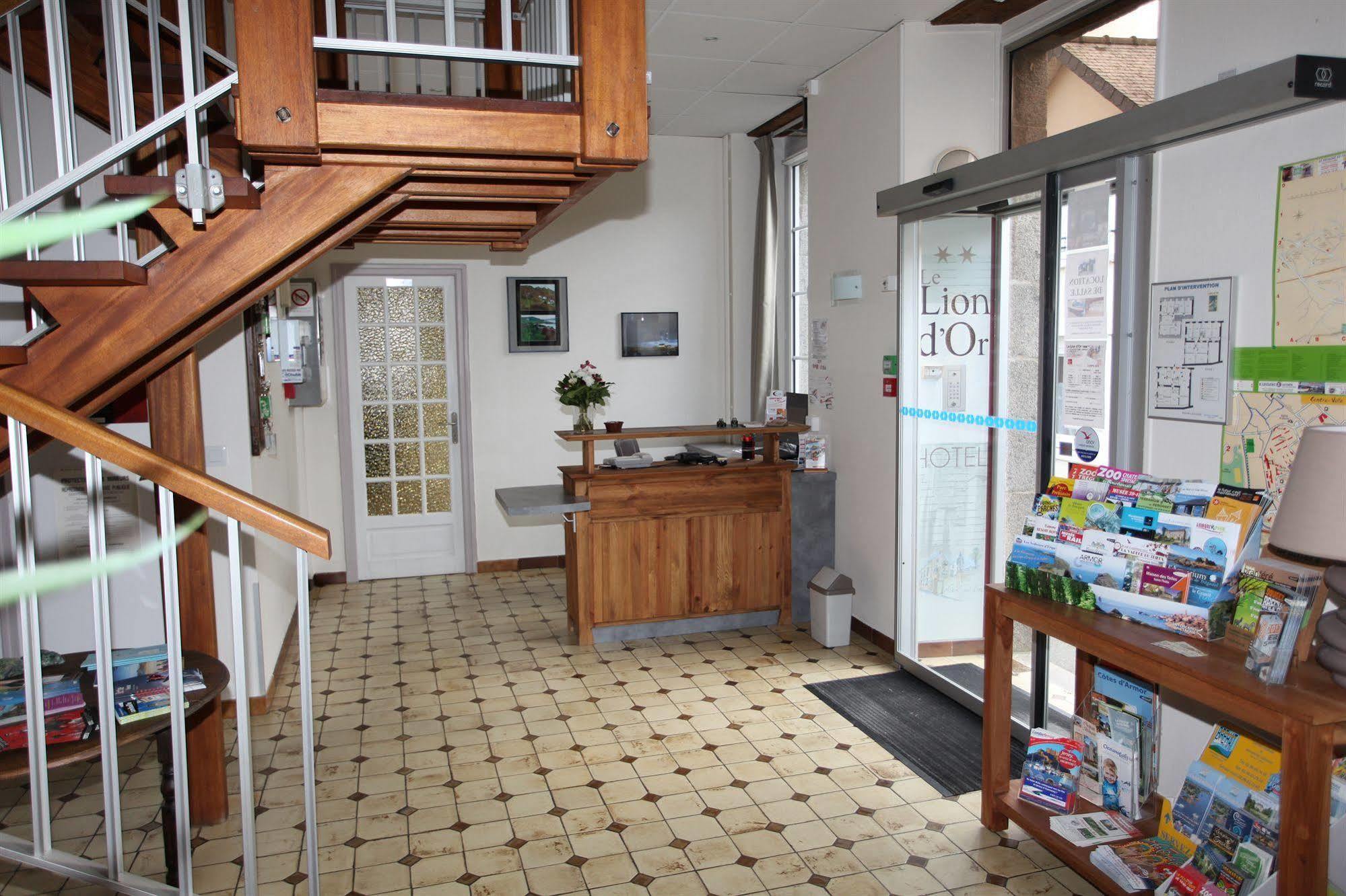 Contact Hotel - Hotel Le Lion D'Or Lamballe Zewnętrze zdjęcie